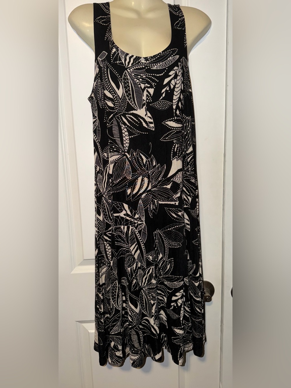 Chico's Black & Cream Leaf-Print Maxi Dress